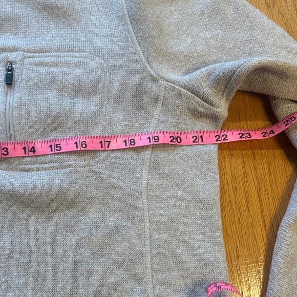 Woolrich Men's Light tan Half-Zip Sweater with Dark Contrast Collar - Picture 4 of 6